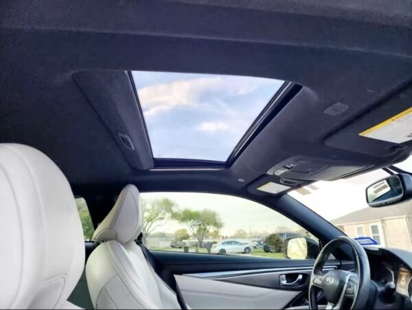 2017 Infiniti Q60 • 3.0t Premium Coupe 2D - Image 2