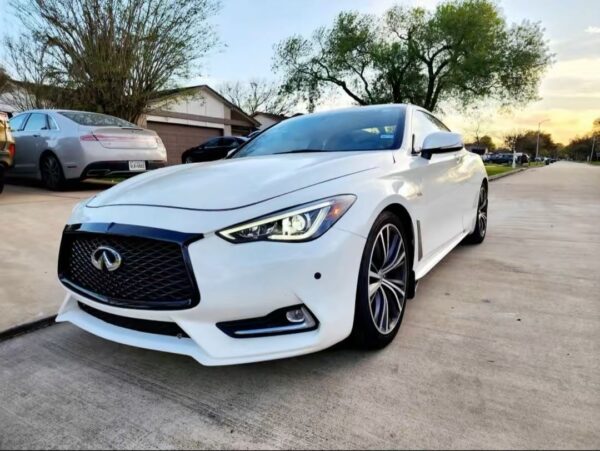 2017 Infiniti Q60 • 3.0t Premium Coupe 2D - Image 5