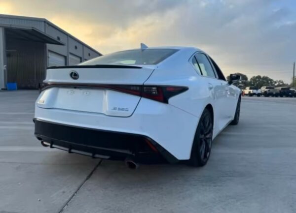 2021 Lexus IS 350 F - Image 5