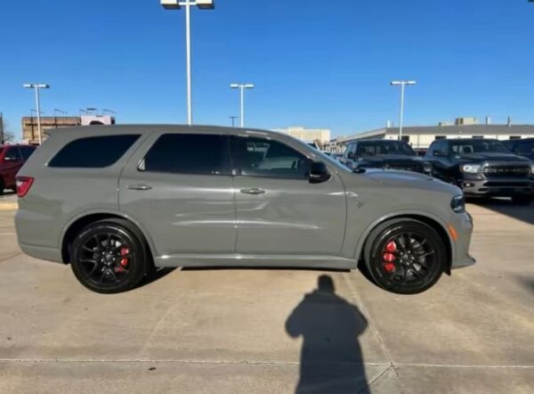 2023 Dodge Durango • SRT Hellcat Sport Utility 4D - Image 5