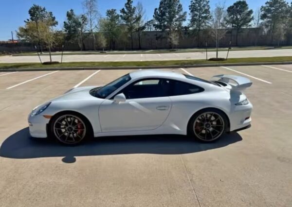 2015 Porsche 911 • GT3 Coupe 2D