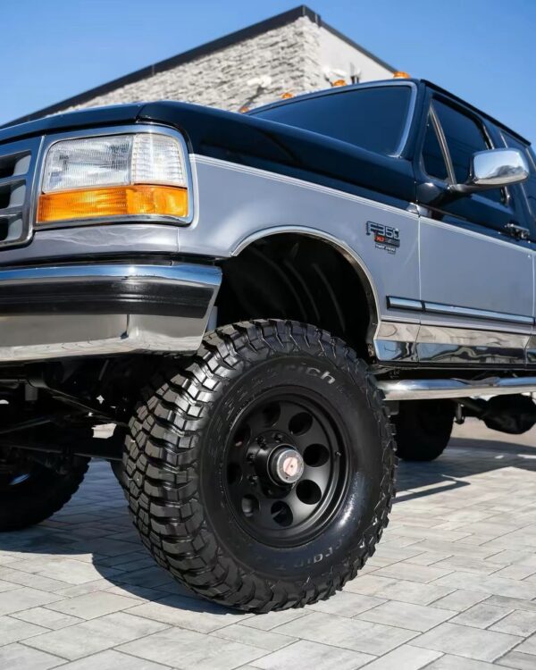 1997 Ford F350 XLT 4X4 - Image 6