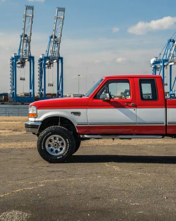 1997 Ford F250 XCab XLT 4x4 - Image 5