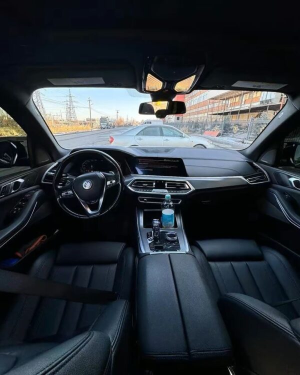 New BMW X5 G05 M-Package 2022 - Image 3