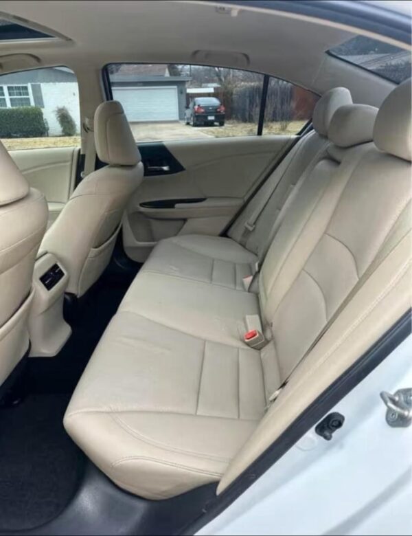 2018 Honda Accord • EX-L Sedan 4D - Image 3