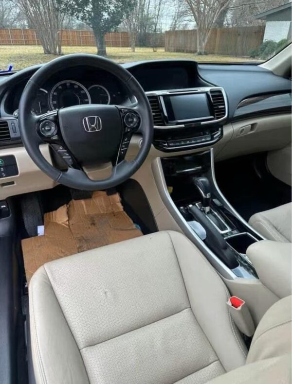 2018 Honda Accord • EX-L Sedan 4D - Image 2
