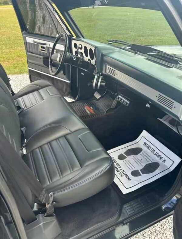 1984 Chevrolet Silverado (Classic) 1500 - Image 3