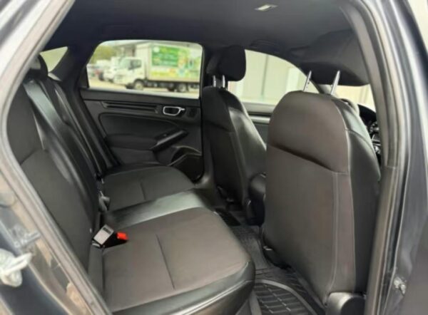 2024 Honda Civic Sports - Image 2