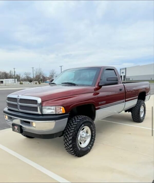 2001 DODGE RAM 2500 - Image 3